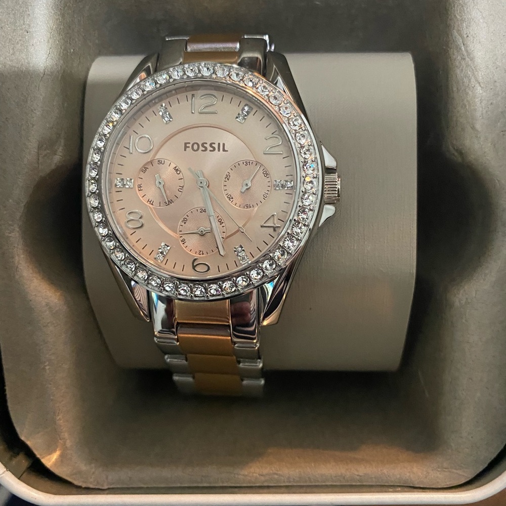 Women’s Watch by Fossil NEVER WORN